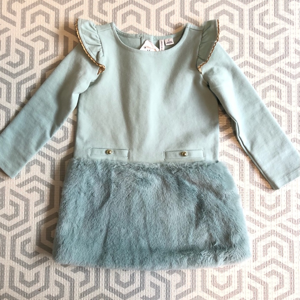 NWT Janie and Jack dress in mint  2T 
New with tag
Smoke free pet free home